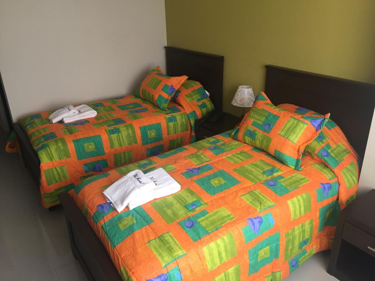 Armenia Hotel Кочабамба Экстерьер фото